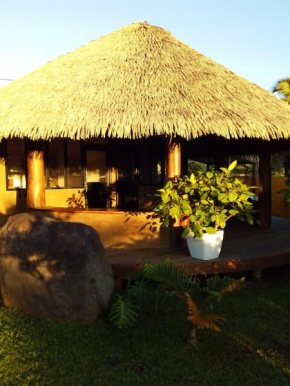 Omati Lodge Taravao